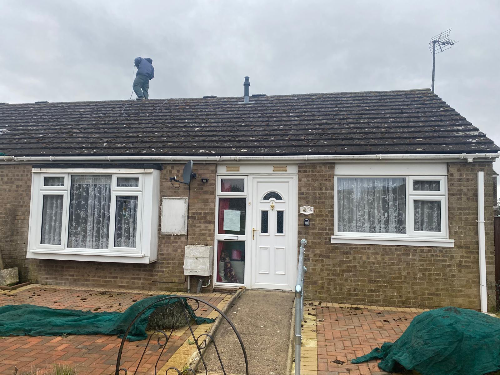 Roof Cleaning PE30