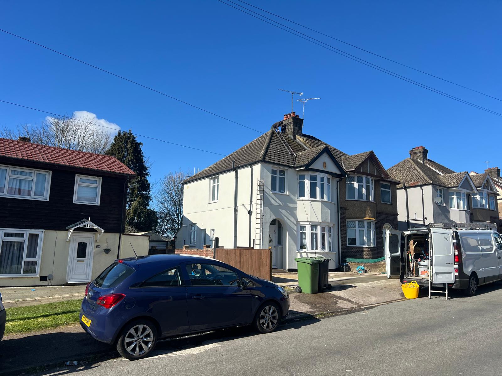 Roof Cleaning in Luton LU2