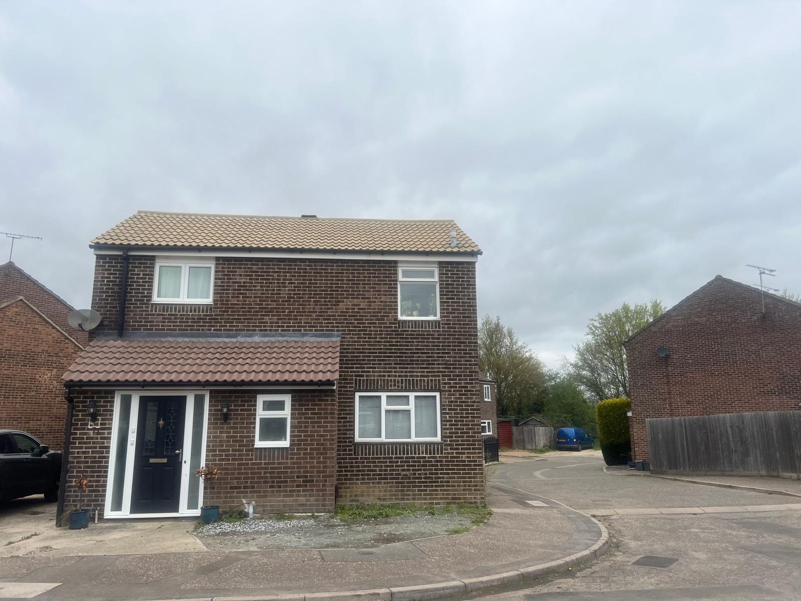 Roof Cleaning Chelmsford, CM3